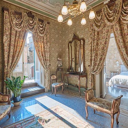 ホテル Piazza Duomo 36 ラグーザ エクステリア 写真