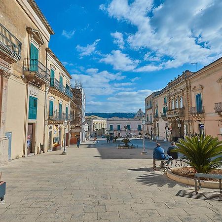 ホテル Piazza Duomo 36 ラグーザ エクステリア 写真
